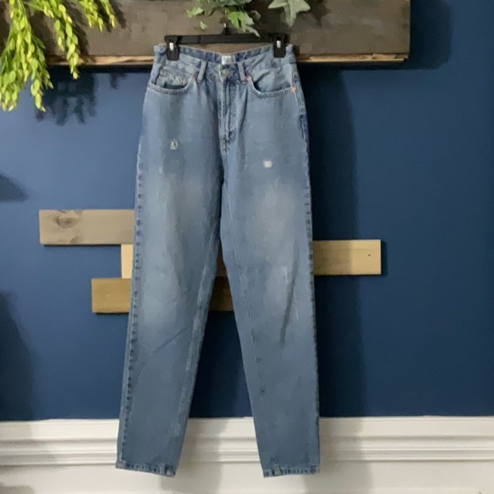 BDG Jeans Mom Size 26